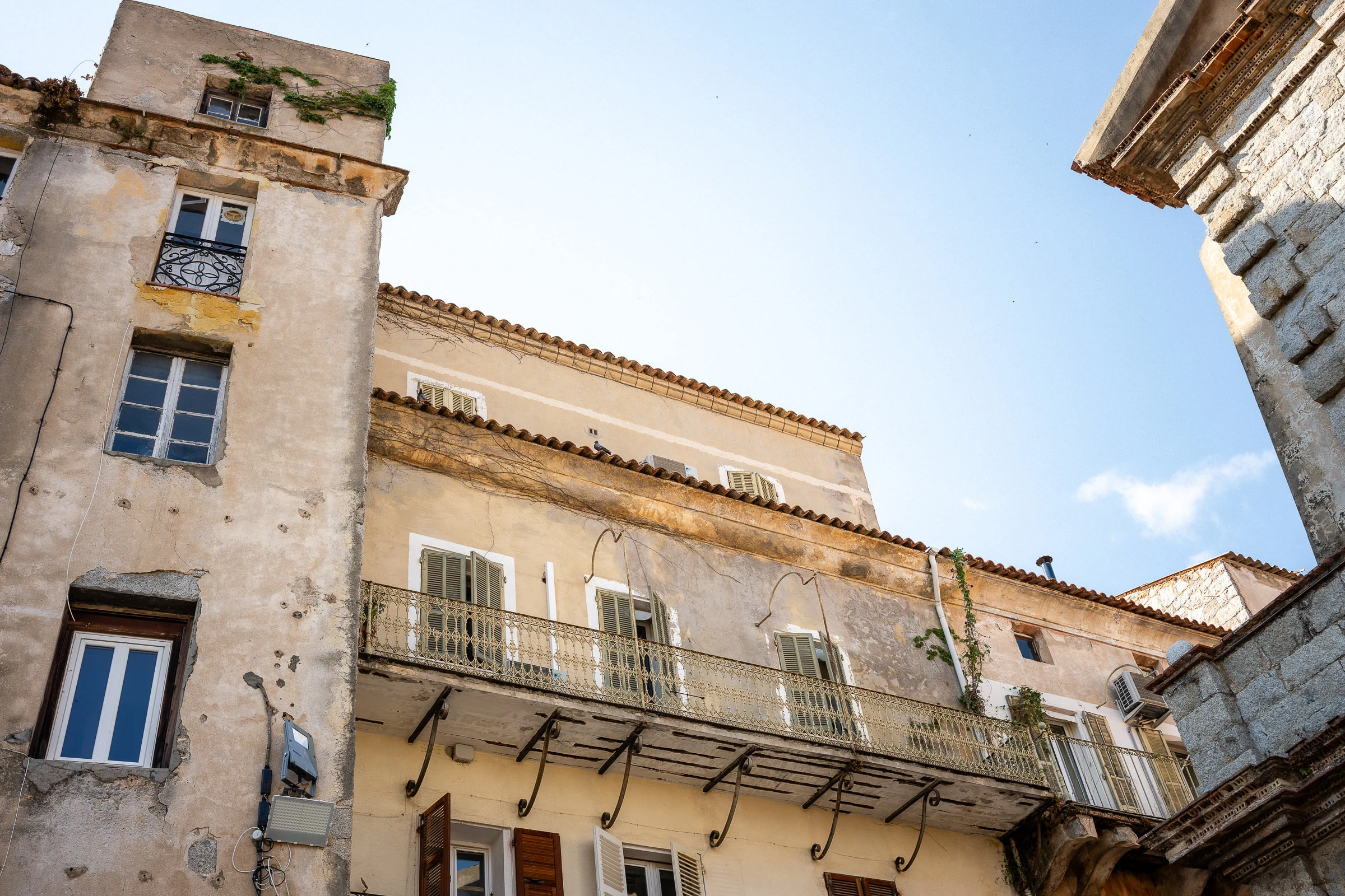 Les façades de la vieille ville de Porto-Vecchio
