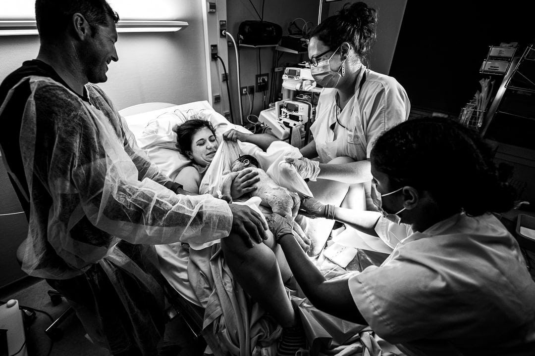 Photographe accouchement reportage naissance maternité de Gien Loiret Lorris France